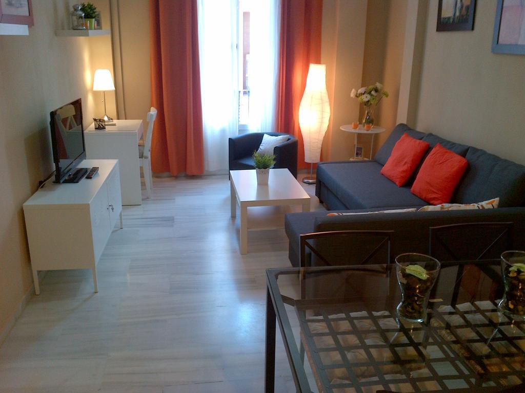 Ferienwohnung Triana Pureza Sevilla Exterior foto